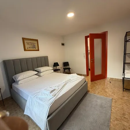Saranda Apartment * Sarande